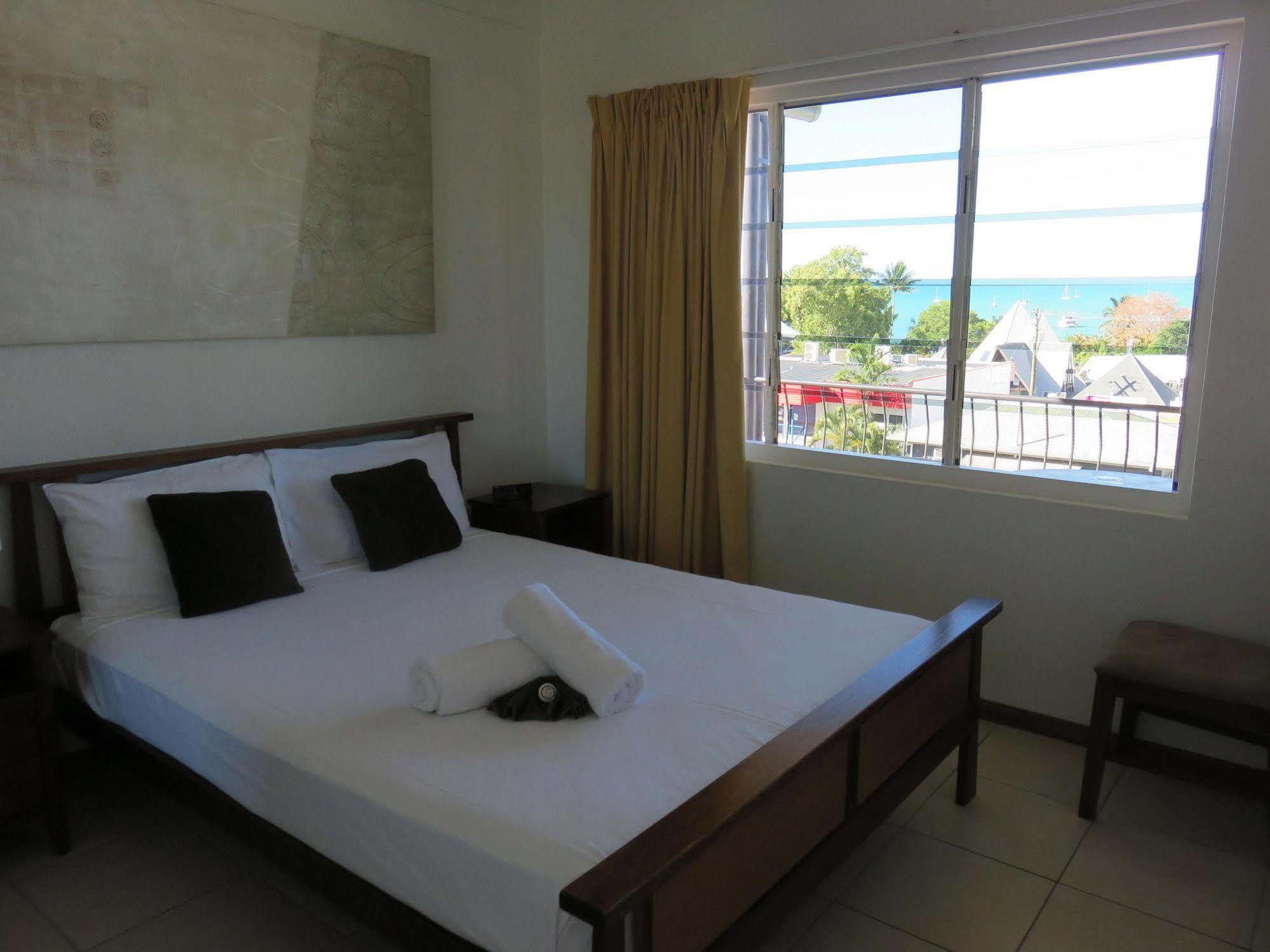 Airlie Beach Apartments Экстерьер фото