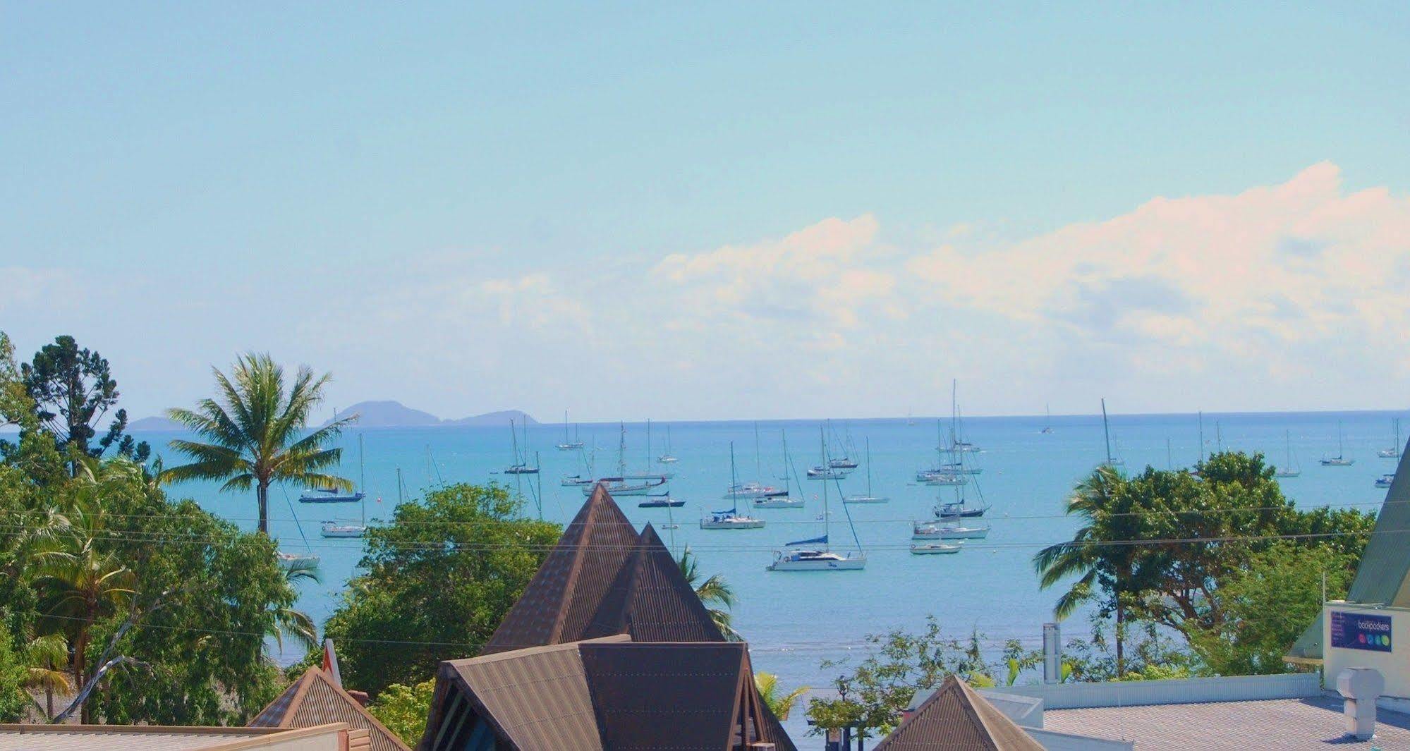 Airlie Beach Apartments Экстерьер фото